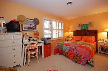 5th image of 756B Salt Pond Cir