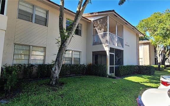 3rd image of 8387 Royal Palm Blvd #203