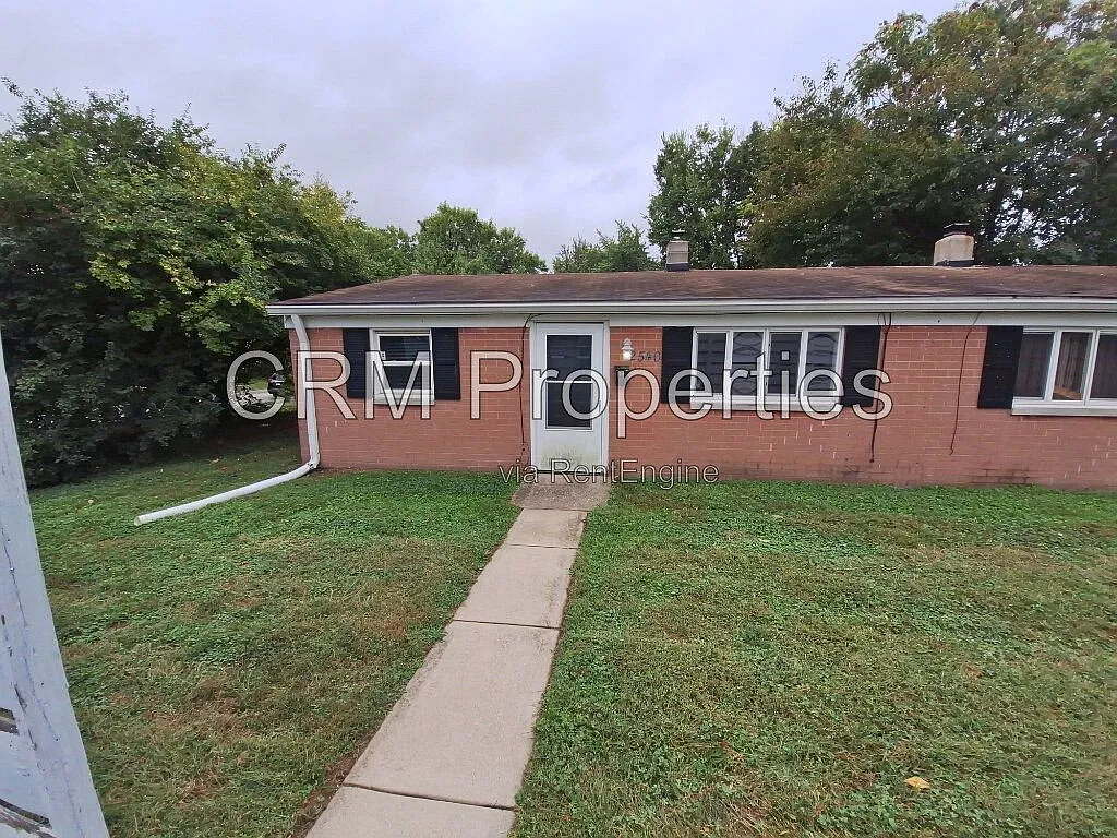 2 bed, 1.0 bath, 715 sqft, $950 — Photo 2
