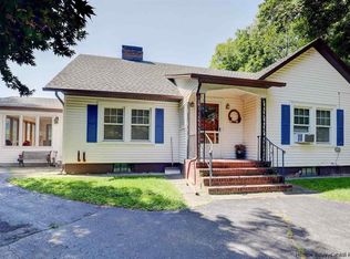 21 Esopus Ave, Ulster Park, NY 12487