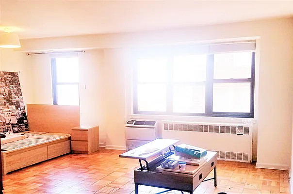 Rented by Level Group | media 32