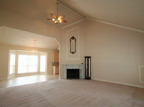 2nd image of 20 Shady Hollow Dr