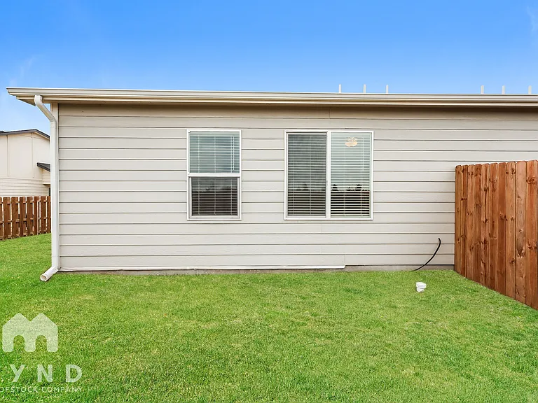 5796 E Bristol Cir #5796-BEL — Photo 18