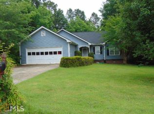 704 Muirfield Dr, Winder, GA