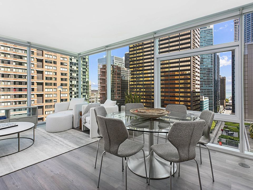 1st image of 221 E Grand Ave #3