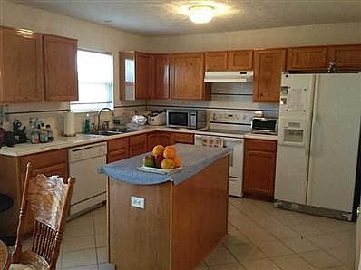 5th image of 6335 Kentstone Dr