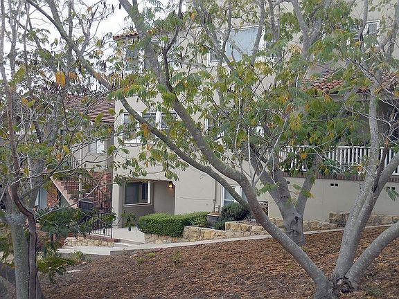 2nd image of 827 E Pedregosa St #827