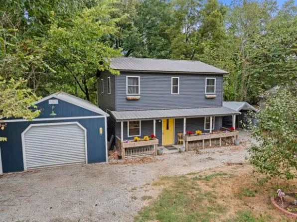 503 Girard Street, Flippin, AR 72634