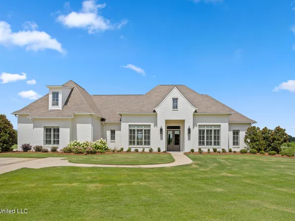 114 Fallen Oak Rd, Madison, MS 39110