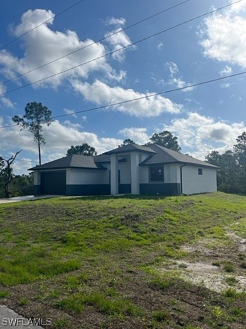 1st image of 224 Baize Ave S