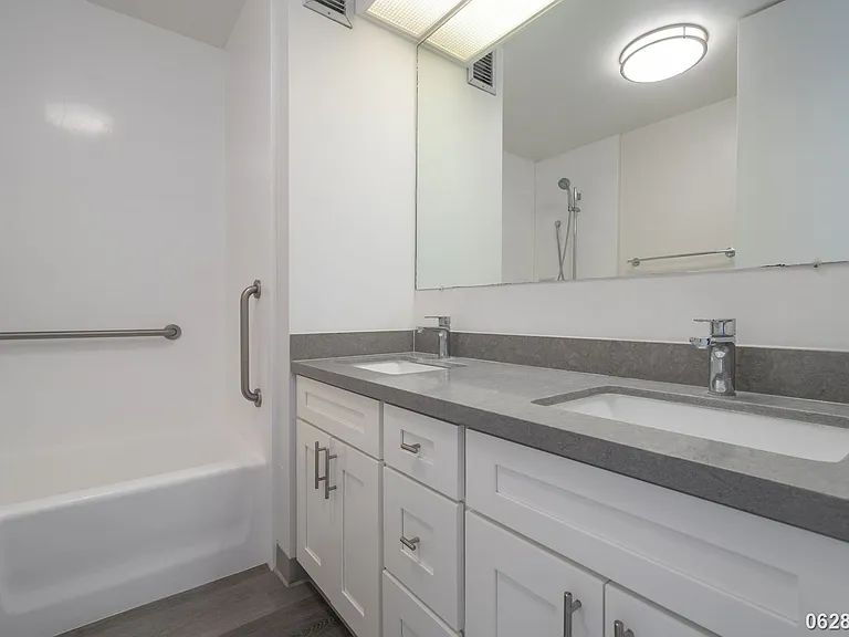 1212 Punahou St #3305 — Photo 28