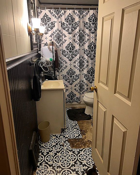 1st image of 54416 Terrace Ln