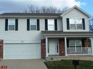 924 Mystic Oaks Ct, Imperial, MO 63052