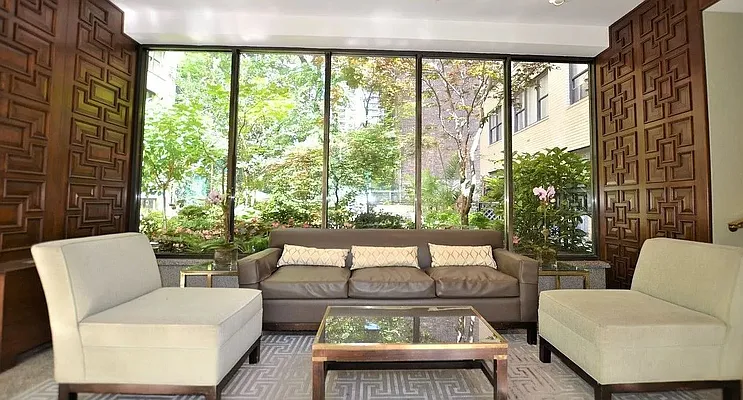 Rented by Manhattan Realty Group | media 12