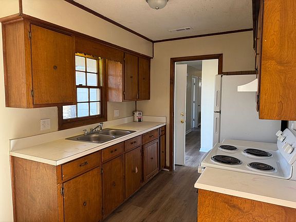 5th image of 2901 Remington Ave