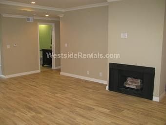 1st image of 817 18th St APT 2