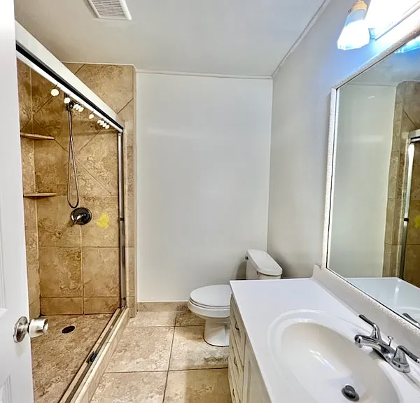 28 Solar St — Photo 6