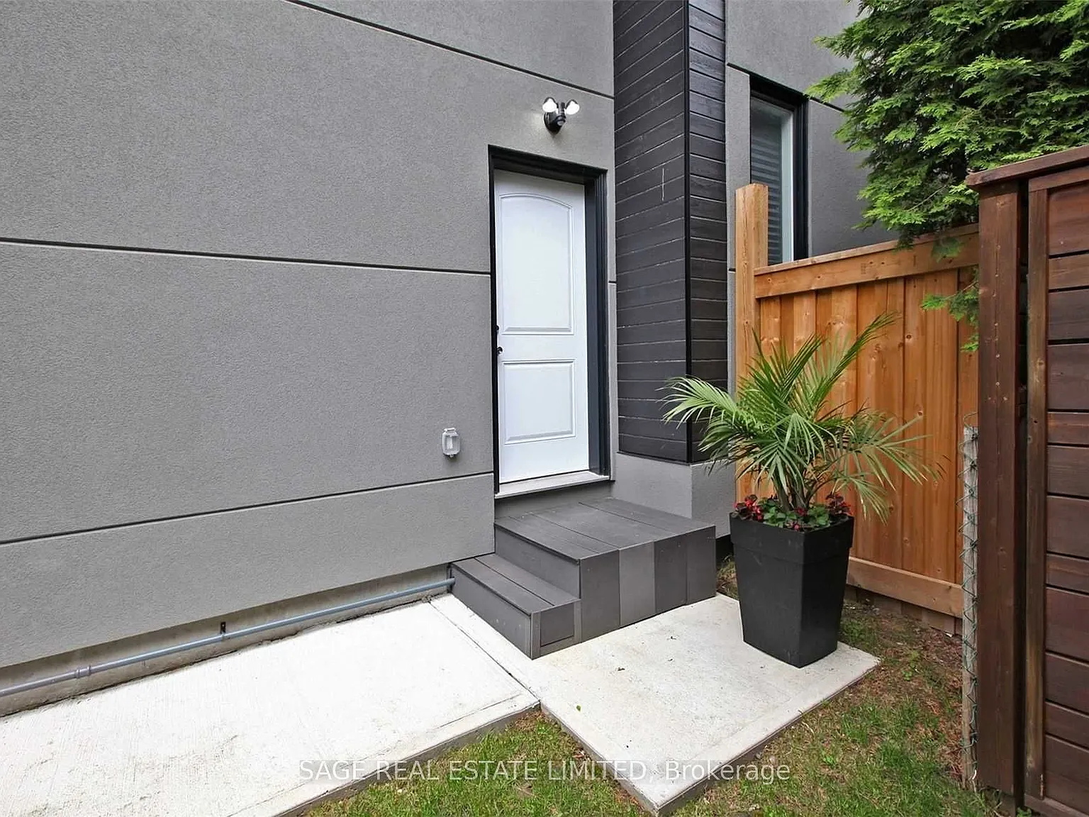 2 bed, $1,975 — Photo 2
