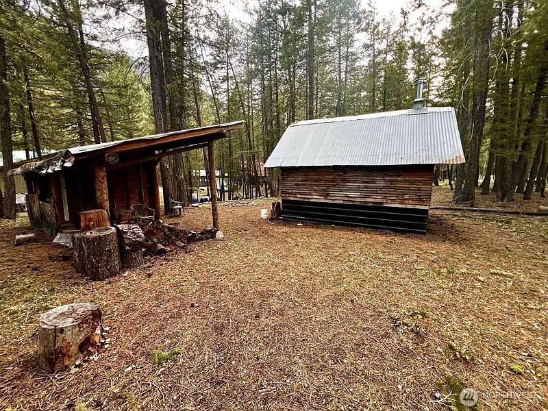 3rd image of 4 Susan Road