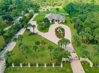 221 15th St SW, Naples, FL 34117