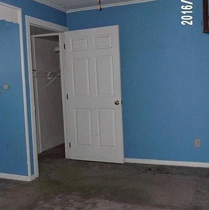 5th image of 624 Echo Ave