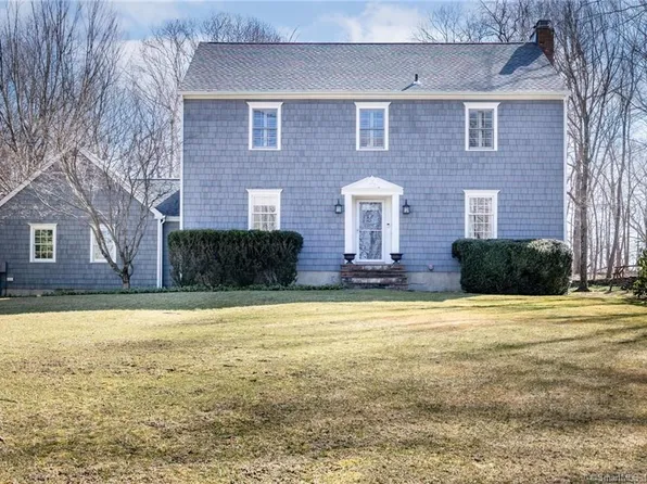70 Bobbys Court, Ridgefield, CT 06877