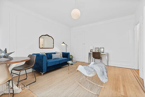 Sold by Garfield Realty  | media 2