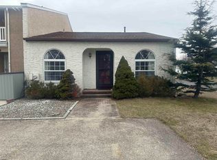2 Delmar Dr, Brigantine, NJ 08203