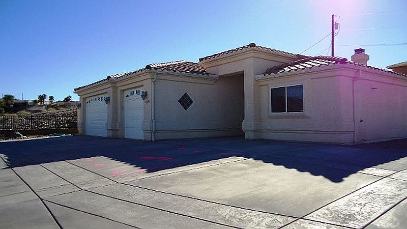 1st image of 4080 Sponson Dr