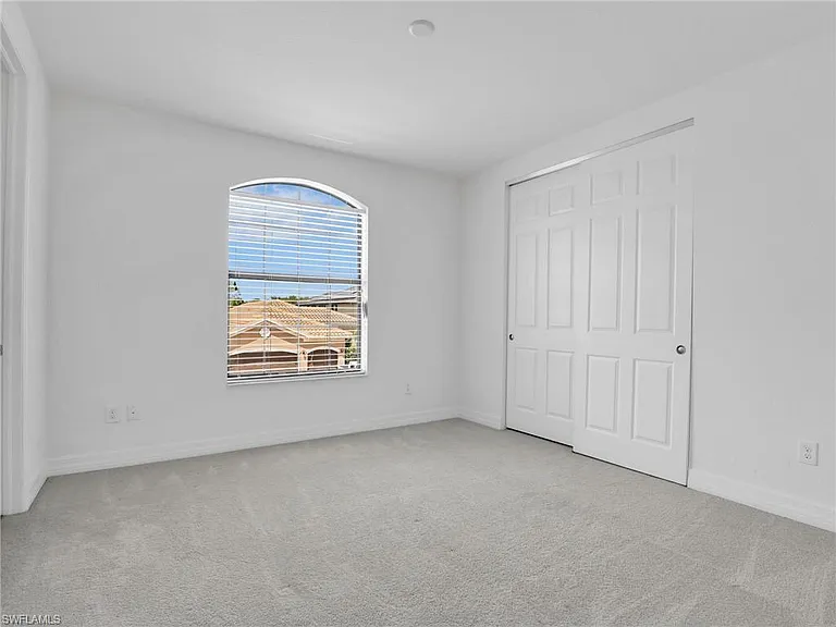 10008 Chesapeake Bay Dr — Photo 40