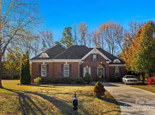 5916 Newell Dr, Monroe, NC 28112