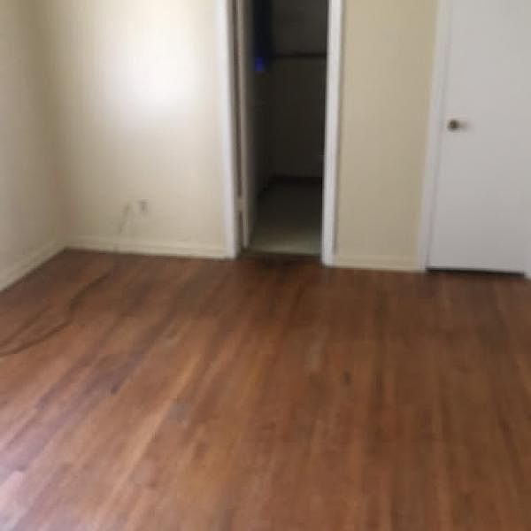 1st image of 4914 Dianne Dr