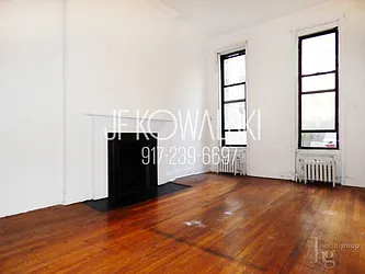 Rented by Hecht Group