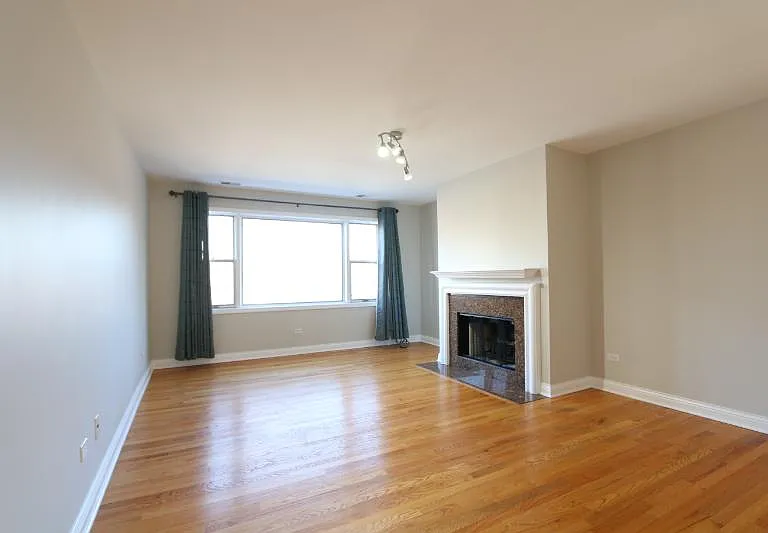 702 S Lytle St #3S — Photo 2