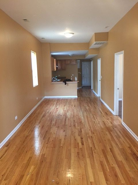 1st image of 736 N Avers Ave #1