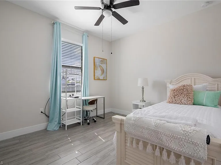 4665 Key Largo Ln — Photo 21