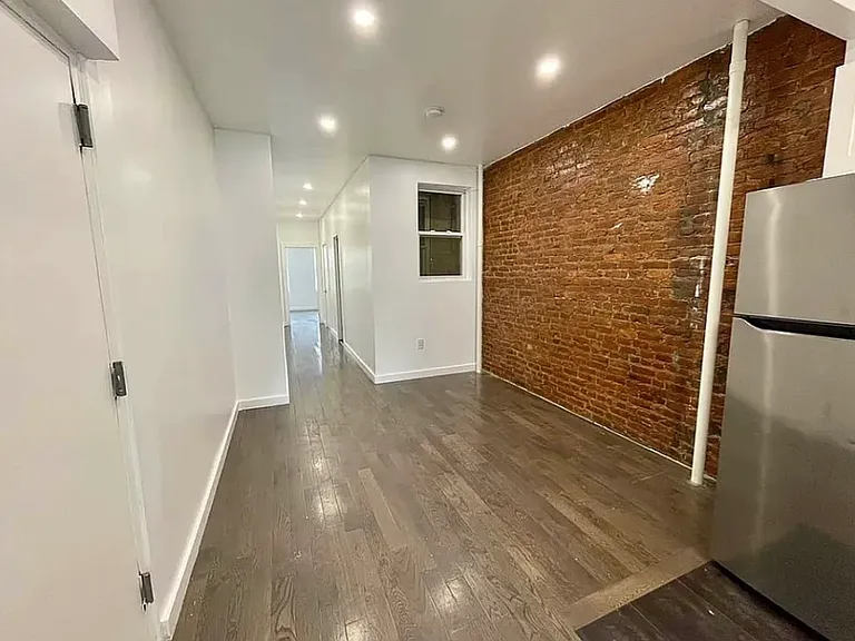 305 Grove St #2L — Photo 11