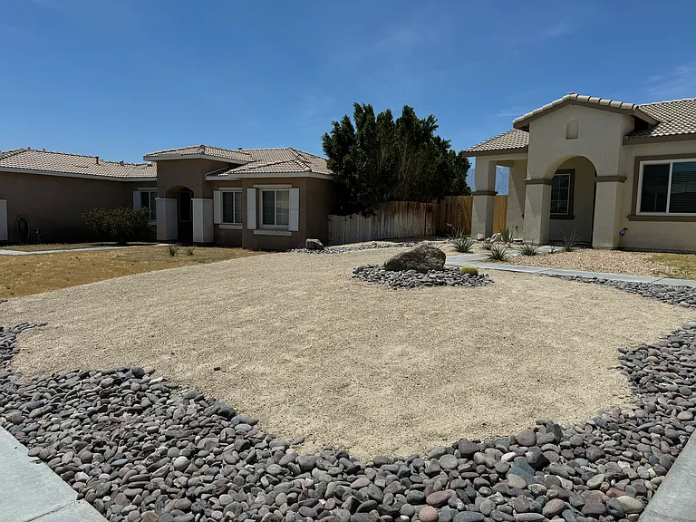 desert landscape in front yard