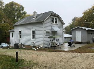 38395 N 5th Ave, Spring Grove, IL 60081