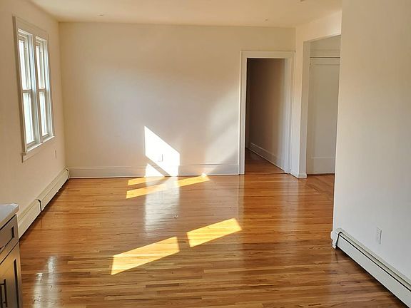 5th image of 24 Elinor Pl