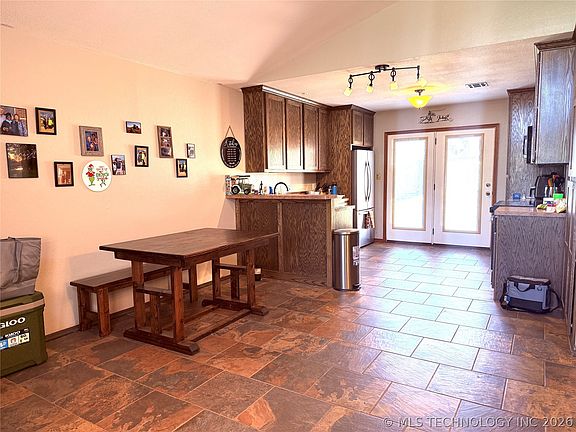 3rd image of 603 Geronimo Ln