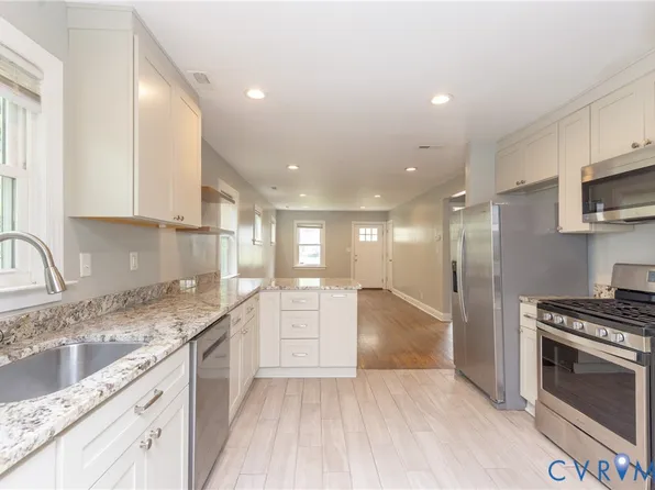 1302 Mount Erin Dr, Richmond, VA 23231