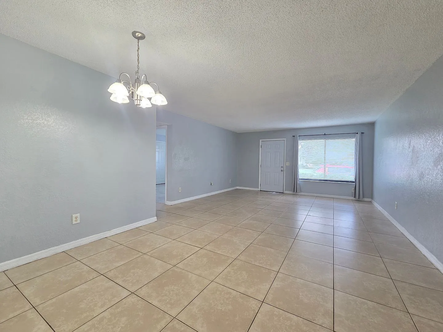 3 bed, 2.0 bath, 1200 sqft, $1,625 — Photo 4