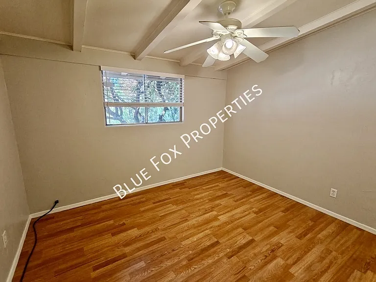 5901 N Oracle Rd #18 — Photo 12