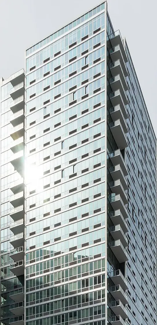 4540 Center Boulevard — Photo 2