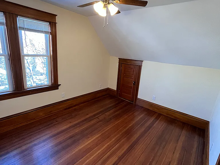 131 Taber Ave #3 — Photo 10