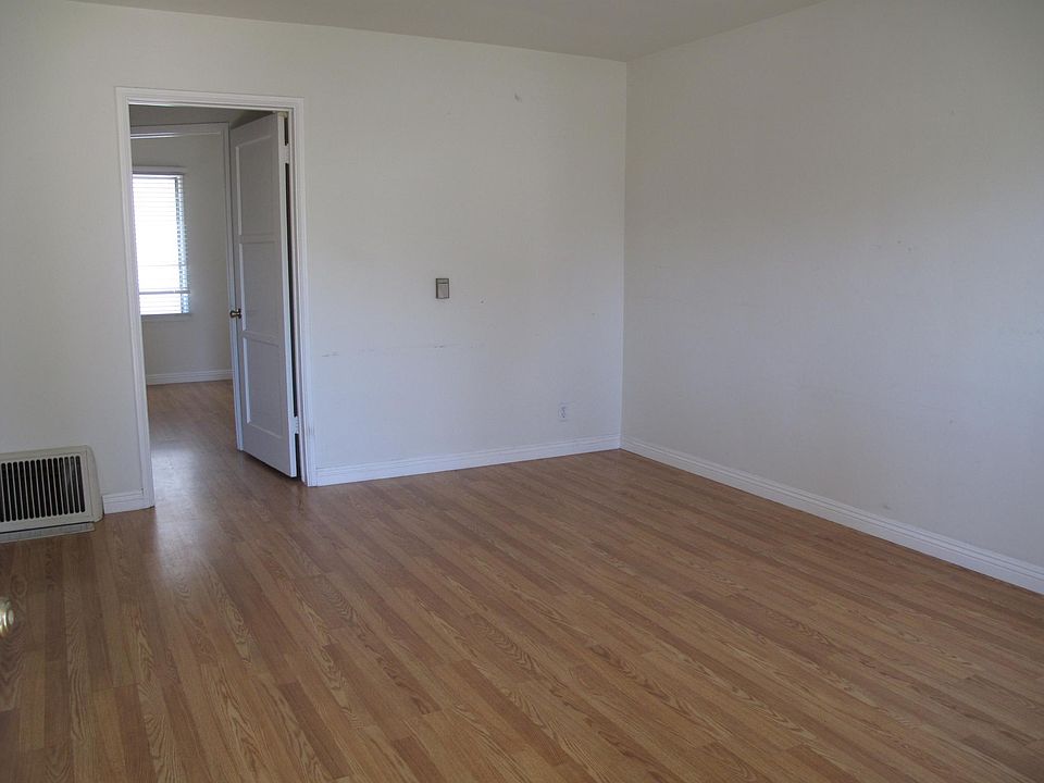 2nd image of 309 Virginia St