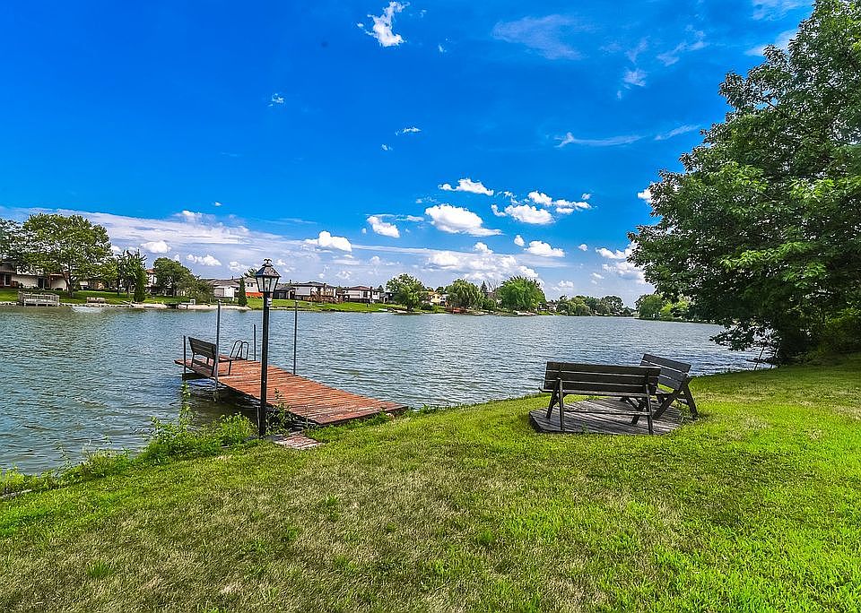 2nd image of 2740 Wind Point Ct