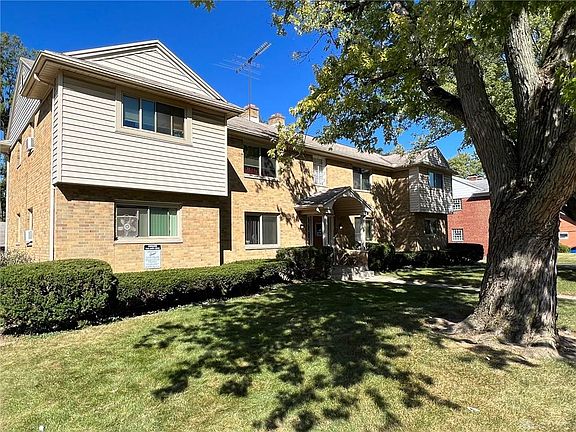 2nd image of 213 Northwood Ave