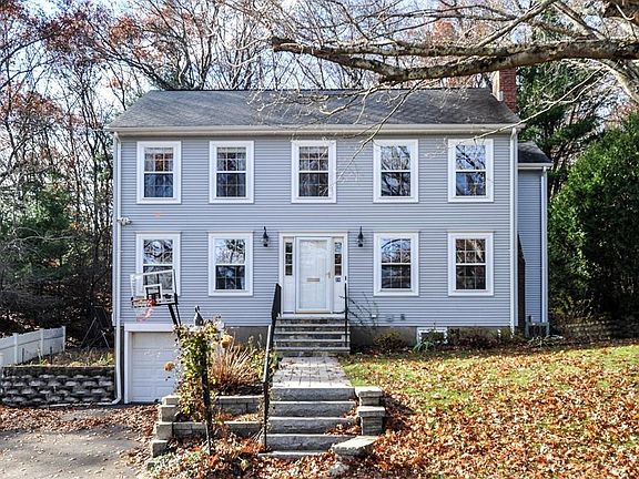 2nd image of 28 Pheasant Hill St